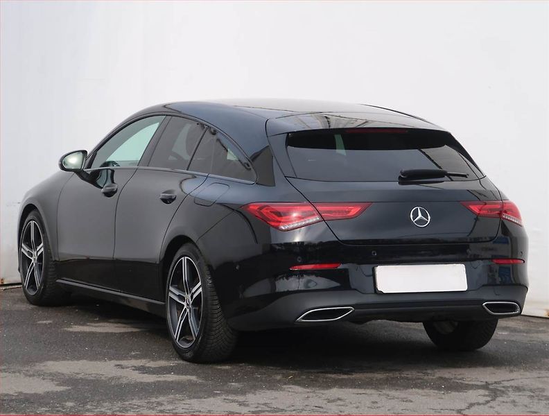 Mercedes-Benz CLA (2021) 200, 1.ČR,Navigace,plný servis - fotka 4 z 22