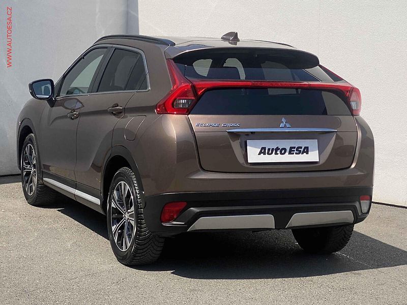 Mitsubishi Eclipse Cross (2020) 1.5 T-MIVEC, AT, LED, kamera - fotka 6 z 18