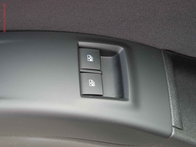 Opel Meriva (2017) 1.4 i, 2.maj,ČR, AC - fotka 11 z 16
