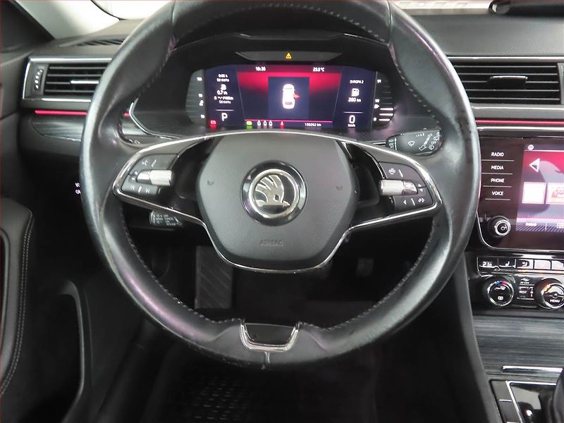 Škoda Superb (2022) Style 2.0 TDI, Automat - fotka 15 z 21