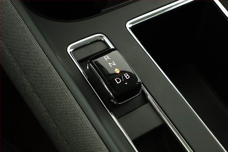 Škoda Enyaq (2022) iV 80 (82 kWh), SoH 97% - fotka 10 z 19