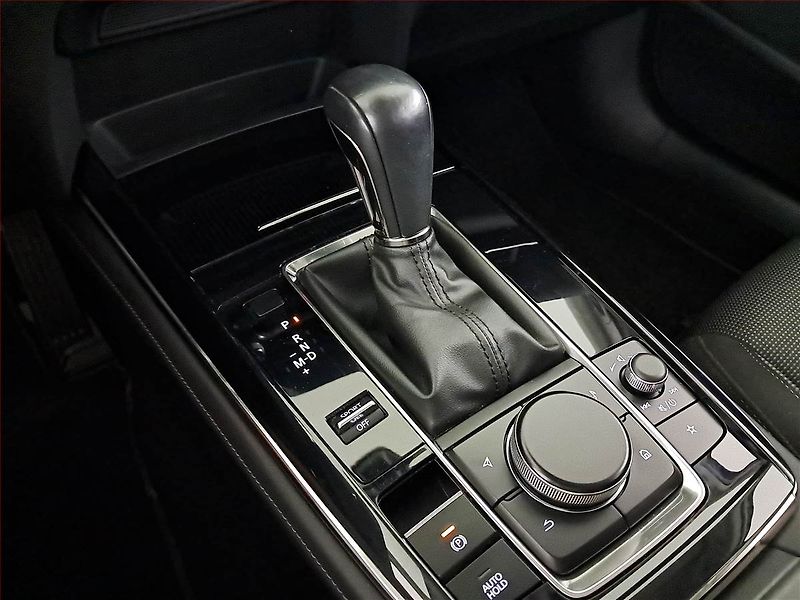 Mazda CX-30 (2023) Skyactiv-X 2.0 - fotka 13 z 22