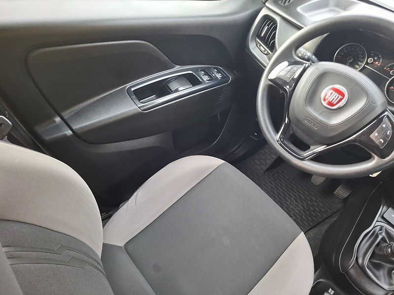 Fiat Dobló (2019) 1.6M-JET 77kW -1.MAJ.-DPH - fotka 12 z 30