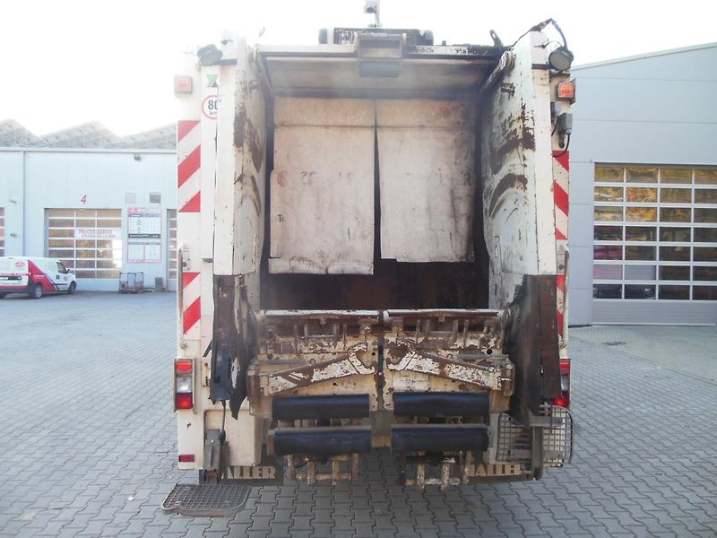 DAF CF 330 FAN, 6x2, Haller X-2C-M21, - fotka 15 z 31