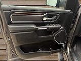 Dodge RAM (2022) +LARAMIE+VZDUCH+OFFROAD PAKET+ - náhled 15