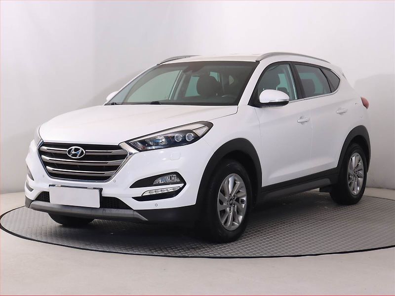 Hyundai Tucson (2016) 1.6 T-GDI, Navi, Bi-Xenony - fotka 2 z 18