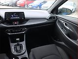 Hyundai i30 (2018) 1.4 T-GDI, Automat, Serv.kniha - náhled 8