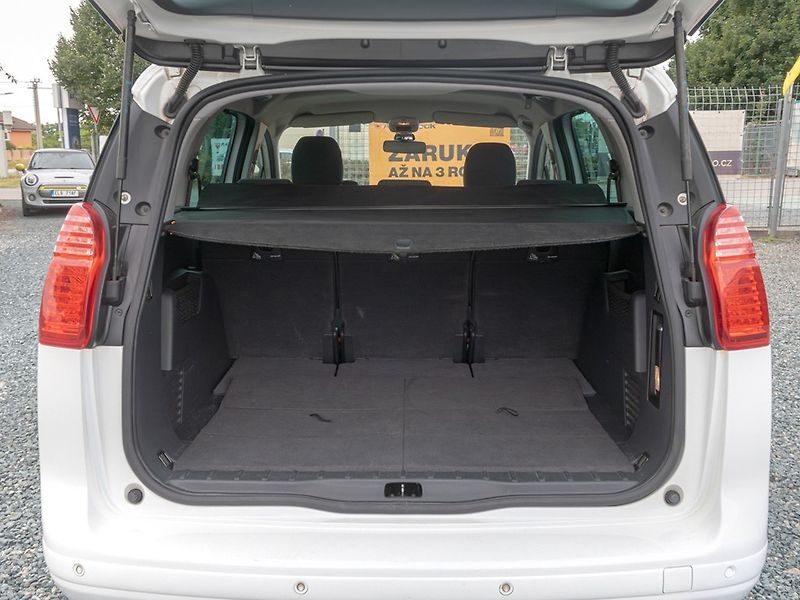 Peugeot 5008 (2013) 2.0HDI 110KW man– 2x PNEU - fotka 29 z 35