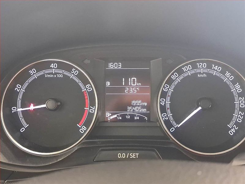 Škoda Fabia (2020) Ambition 1.0 TSI, ČR,1.maj - fotka 11 z 19