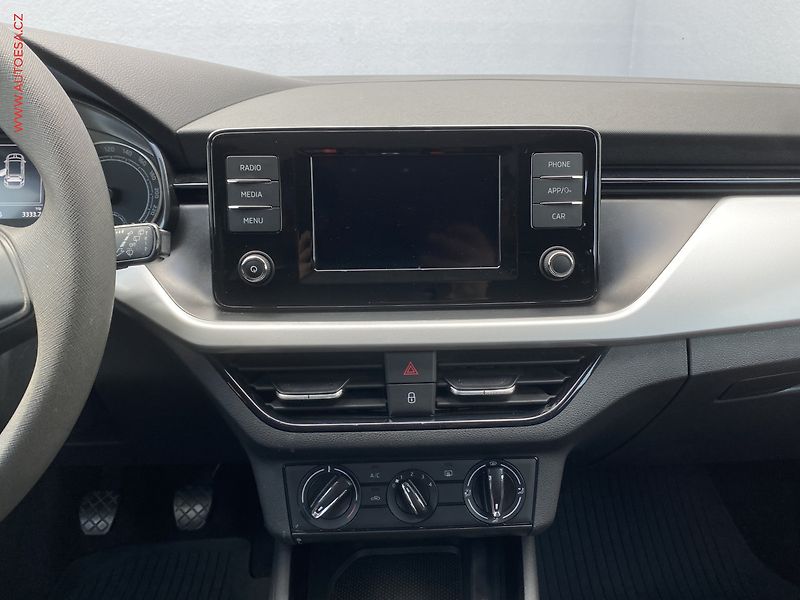 Škoda Scala (2020) 1.0 TSi, ČR, Ambition - fotka 12 z 16