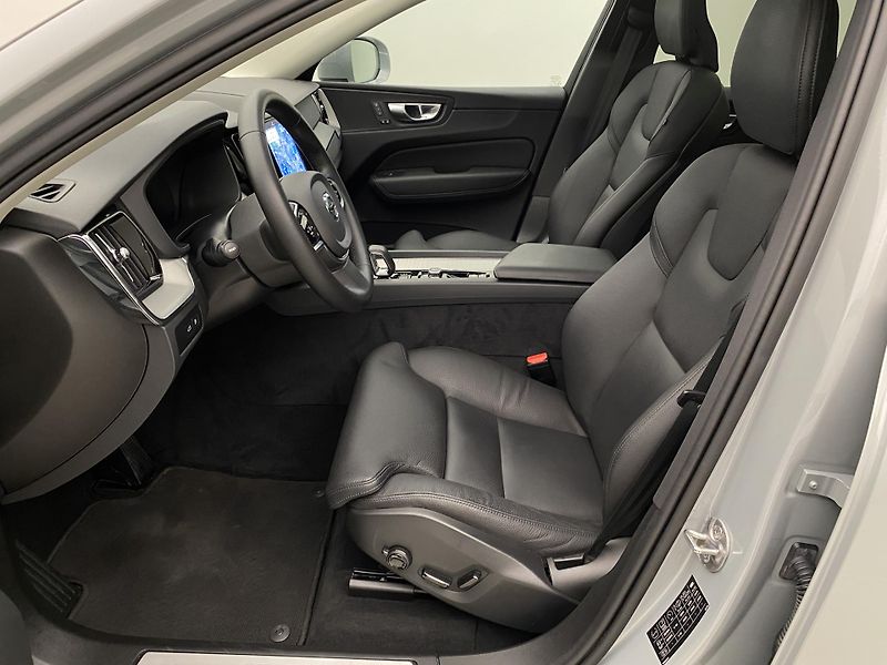 Volvo XC60 T6 AWD RECHARGE BRIGHT PLUS CZ - fotka 3 z 59