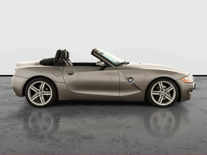 BMW Z4 (2003) 3.0i, Automat, Kůže, Bi-Xenony - fotka 6 z 23