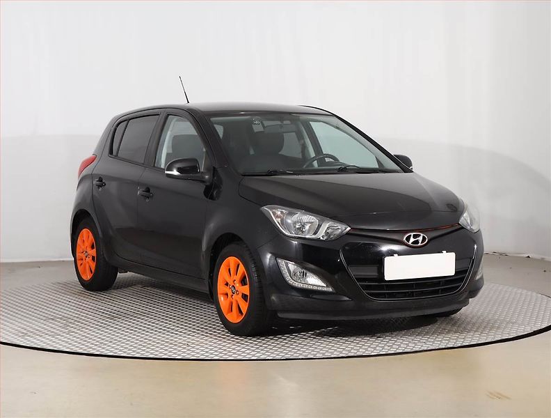 Hyundai i20 (2015) 1.2, Serv.kniha, Navi - fotografie inzerátu
