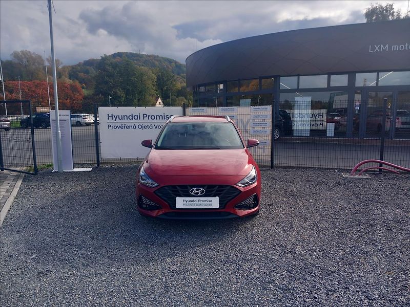 Hyundai i30 1,5 l Comfort Climate - fotka 2 z 18