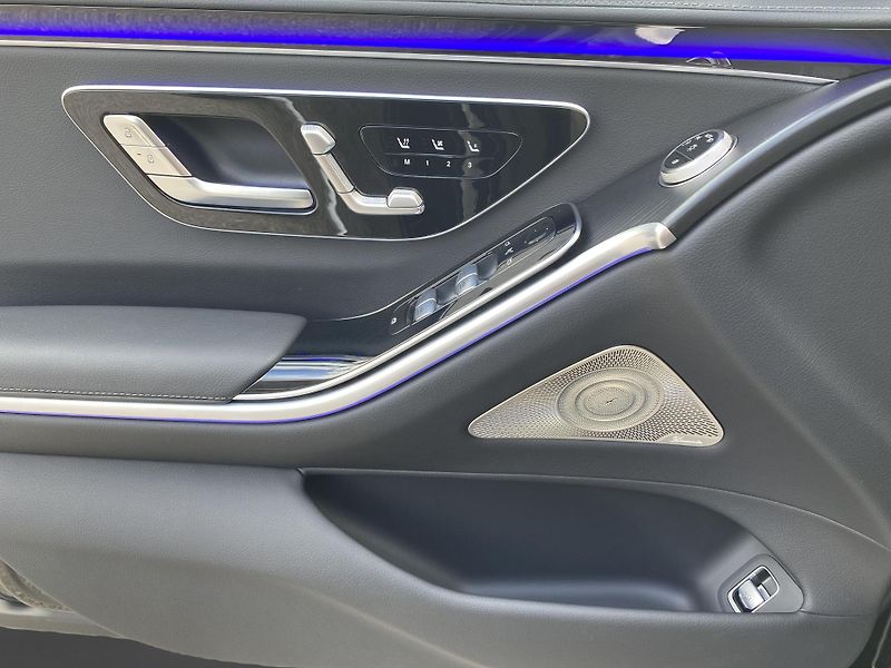 Mercedes-Benz Třídy S S 350d 4MATIC LONG - fotka 22 z 25