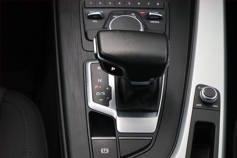 Audi A5 (2018) Sport 2.0 TDI - fotka 19 z 19