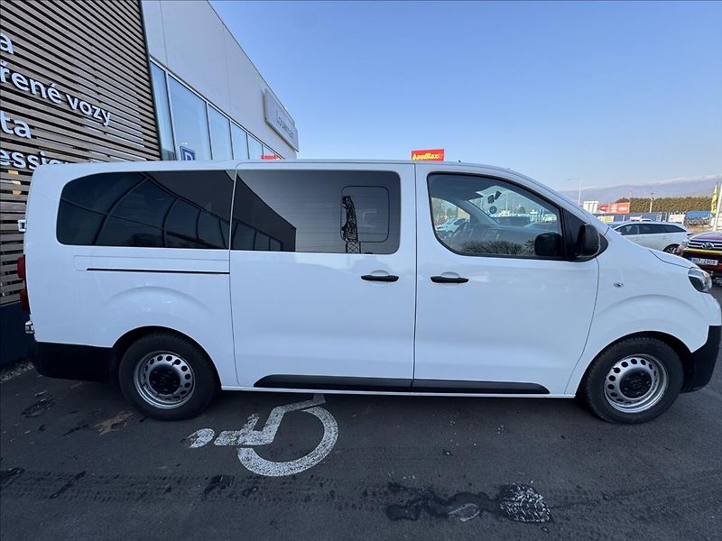Toyota ProAce Verso 2,0 KOMBI L2 - fotka 17 z 17