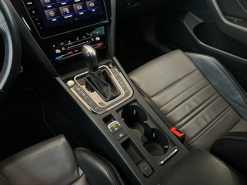 Volkswagen Passat - fotka 32 z 50