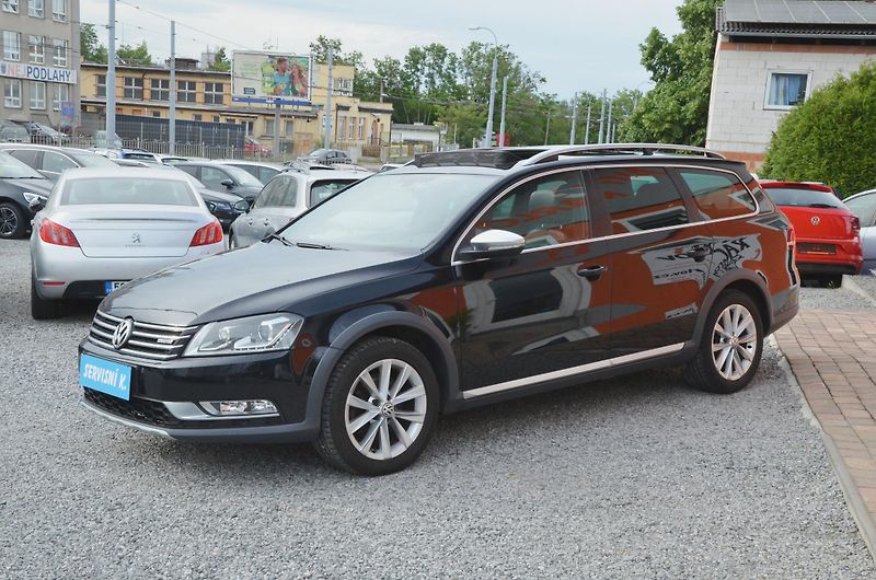 Volkswagen Passat (2012) Alltrack 2.0 TDi 4x4 PANORAMA - fotka 3 z 43