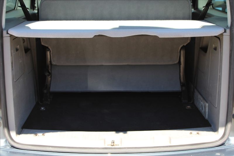 Volkswagen Caddy 1,9 TDI  LONG,7 MÍST - fotka 18 z 19