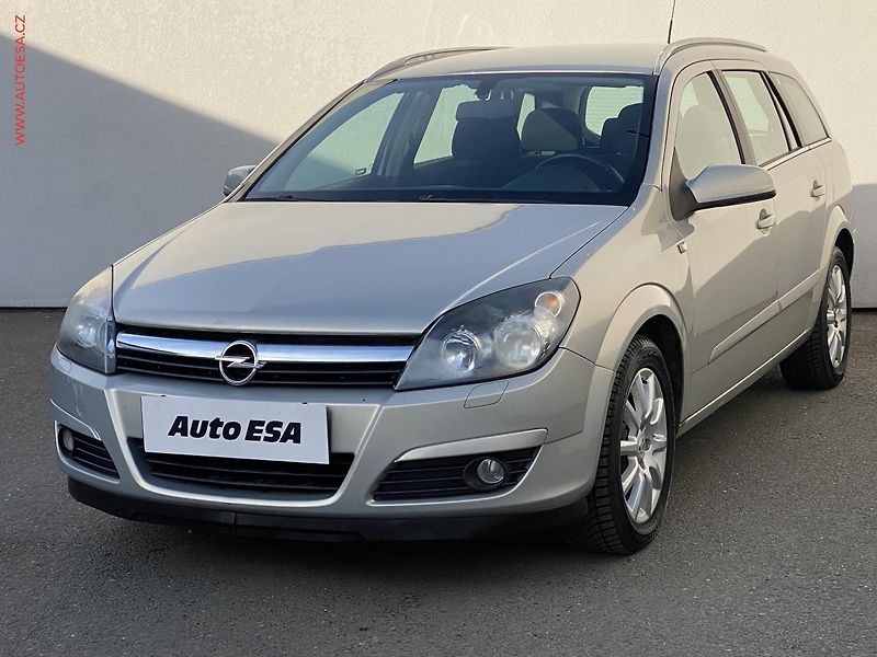 Opel Astra (2005) 1.6i, ČR, AC, tažné - fotka 3 z 14