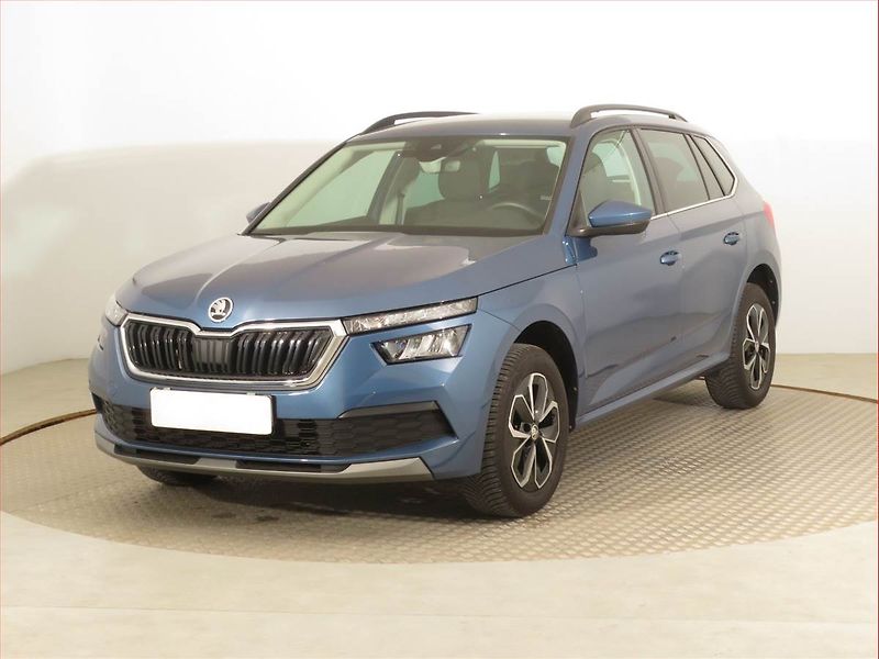 Škoda Kamiq (2021) 1.0 TSI, Serv.kniha, Tempomat - fotka 2 z 17
