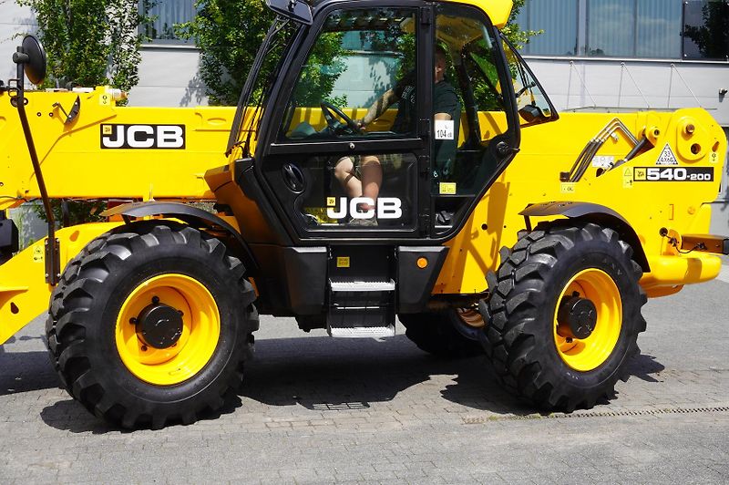 JCB (2020) 540-200 Telescopic Loader  - fotka 16 z 24