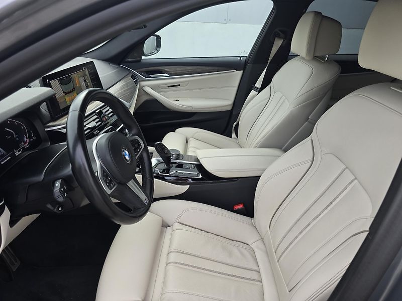 BMW Řada 5  520d xDrive (140 kW) 4x4 AUT - fotka 6 z 8