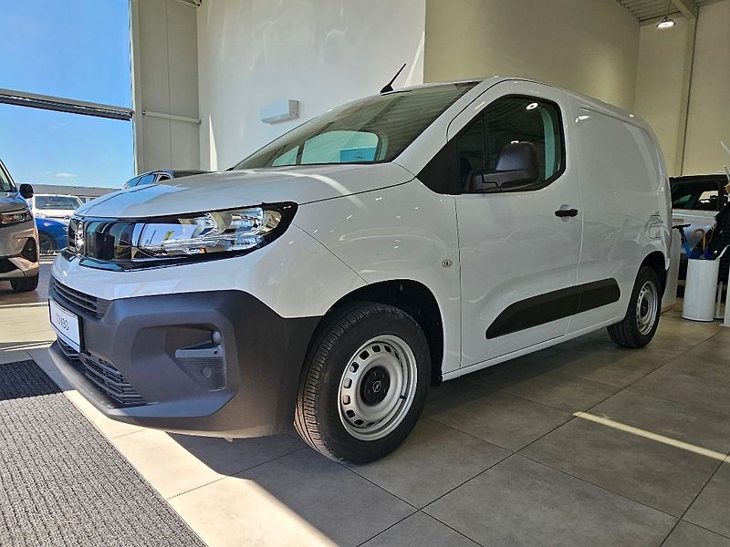 Opel Combo (2026) Van L1H1 1,2 Turbo 3míst - fotografie inzerátu