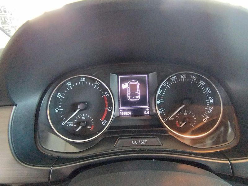 Škoda Fabia (2016) 1.2TSI.Klimat.,temp.,Led sv. - fotka 23 z 28