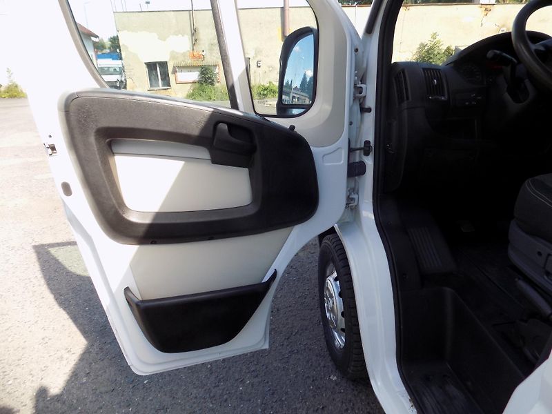 Fiat Ducato (2016) 2,3 96KW 7 MÍST VALNÍK - fotka 11 z 39