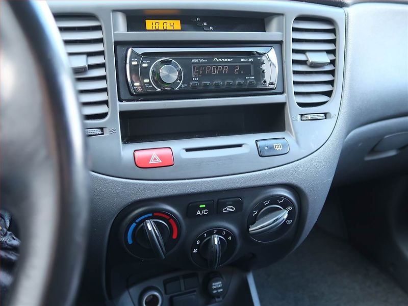 Kia Rio (2006) 1.5 CRDi, Klima, udržované - fotka 12 z 14