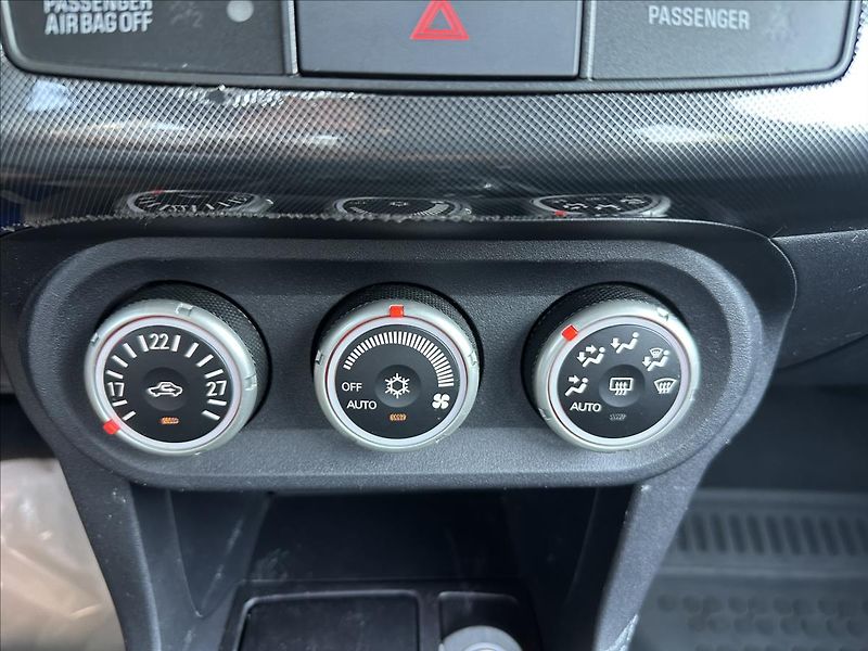 Mitsubishi Lancer 1,8 tažné - fotka 17 z 22