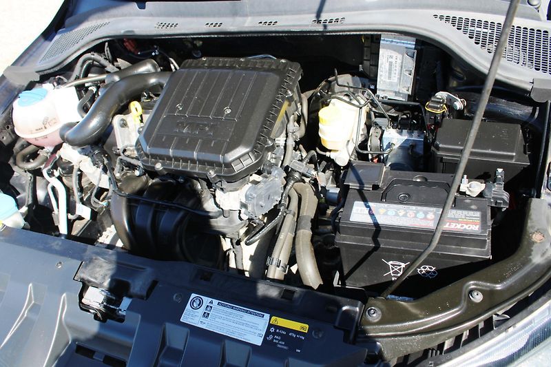 Škoda Fabia (2016) 1.0 MPI KLIMATIZACE WEBASTO  - fotka 16 z 17