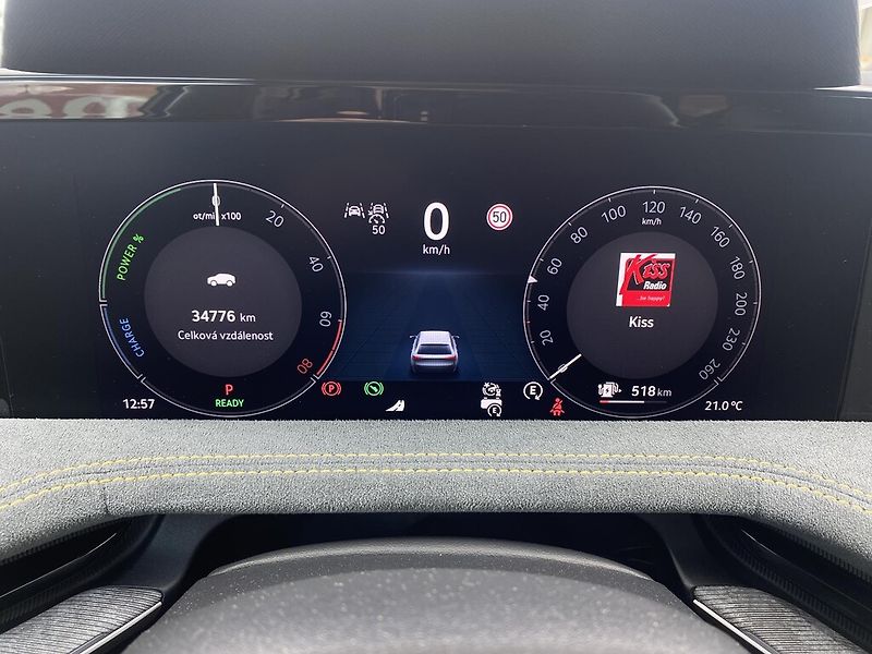 Škoda Superb Combi iV 1,5 TSI Selection DSG - fotka 9 z 30