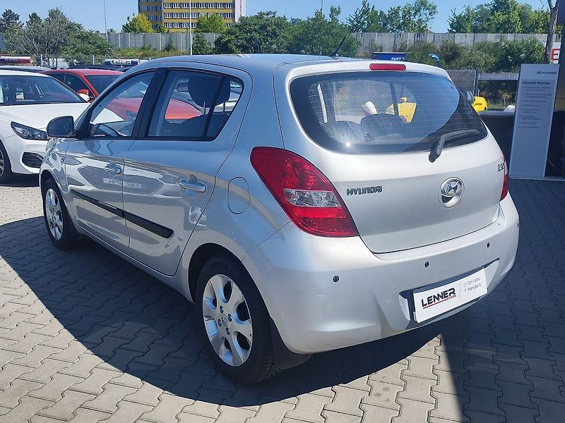 Hyundai i20 1.2/57kW Inclusive Plus - fotka 7 z 28