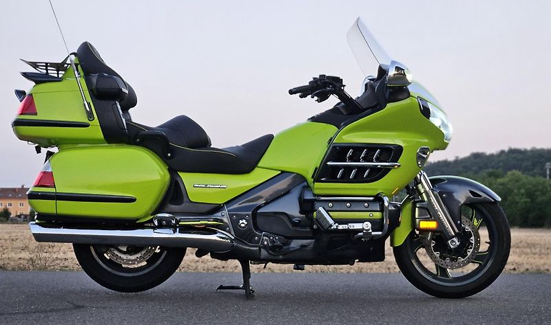Honda GL 1800 Gold Wing Mamba Green - fotka 37 z 47