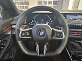 BMW Řada 5 520d xDrive Touring M Sport - náhled 15