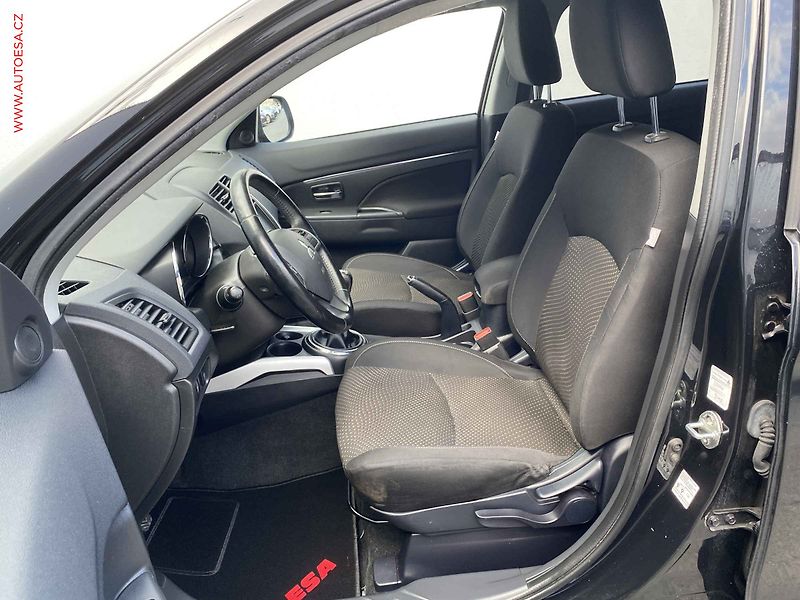 Mitsubishi ASX (2013) 1.8 Di-D, AC, tempo - fotka 9 z 16