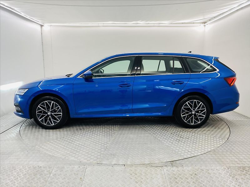 Škoda Octavia 1,5 TSI m-HEV 110kW DSG Style - fotka 3 z 25