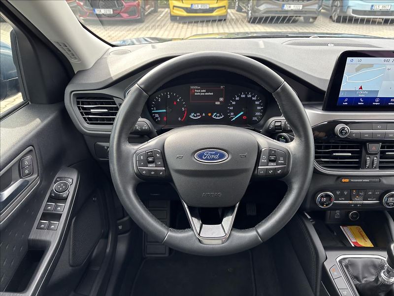 Ford Kuga 1,5 EcoBlue 88kW Titanium X - fotka 22 z 49