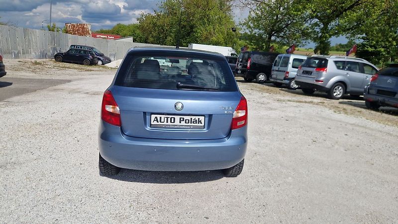 Škoda Fabia 1,6 16V - fotka 4 z 11
