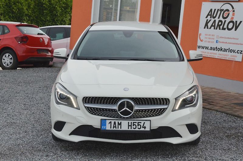 Mercedes-Benz CLA (2017) 220d 130kW AT / Bi-XENON - fotka 2 z 39