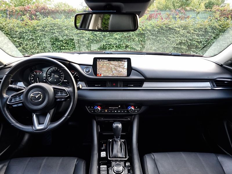 Mazda 6 (2019) 2.5 SPORTS LINE,VENTILACE,HEAD - fotka 28 z 45