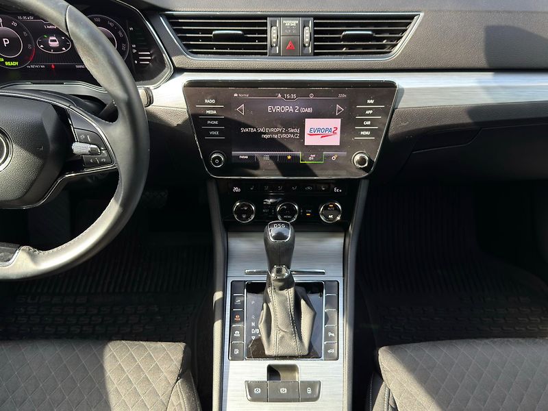 Škoda Superb (2021) 1.4 PHEV 160kW 1.MAJIT. ČR DPH - fotka 13 z 23