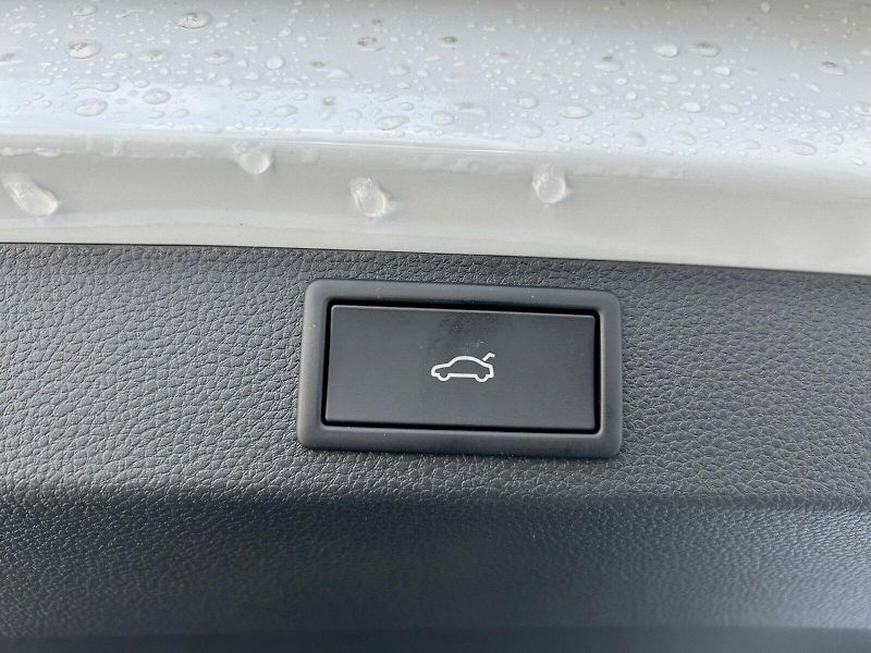 Škoda Karoq (2025) Sportline 2.0 TDI 110 kW DSG - fotka 35 z 35
