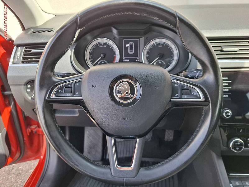 Škoda Octavia (2018) 2.0TDI, ČR, Style, LED - fotka 11 z 18