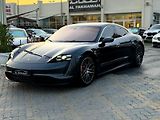 Porsche Taycan (2021) Elektrický sportovní sedan  12 - náhled 7