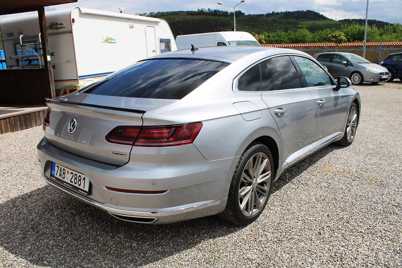 Volkswagen Arteon (2018) 2,0TDI MATRIX NAVI KŮŽE 4x4 - fotka 7 z 16