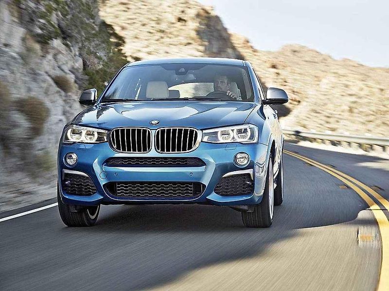 BMW X4 M40i.